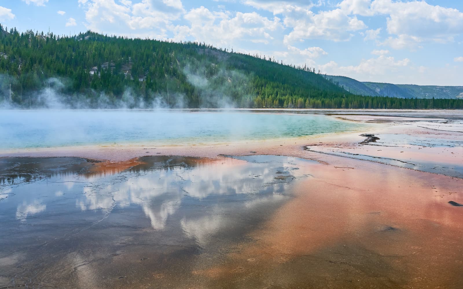 Grand Prismatic Spring in Yellowstone National Park